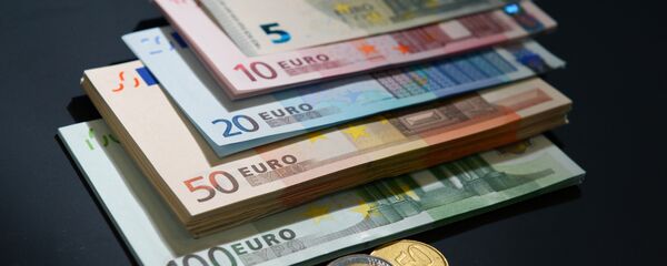 Денежные купюры Денежные купюры - Sputnik Литва