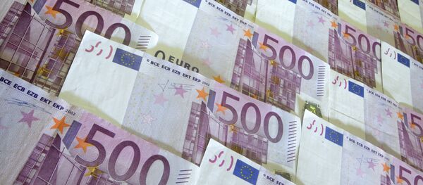 Денежные купюры и монеты разных стран - Sputnik Литва