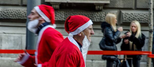 Гонка Дедов Морозов Гонка Дедов Морозов - Sputnik Lietuva