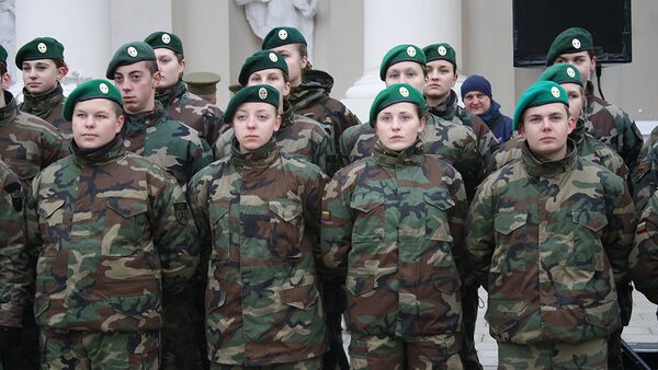 Юные добровольцы армии Литвы - Sputnik Литва