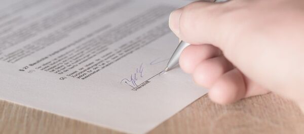 Роспись в документе - Sputnik Литва