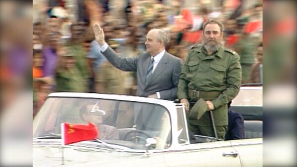 Фидель Кастро умер в возрасте 90 лет. Кадры с кубинским революционером - Sputnik Литва
