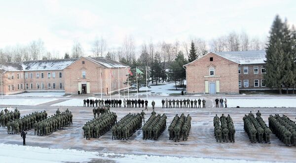 Гусарский батальон отметил 25-летие - Sputnik Литва