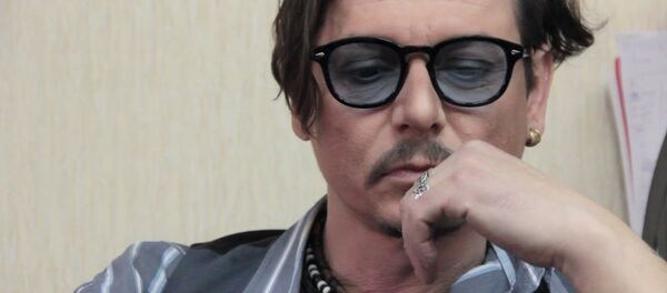 Джонни Депп поселился в Ростове-на-Дону и играет в местном театре - Sputnik Литва