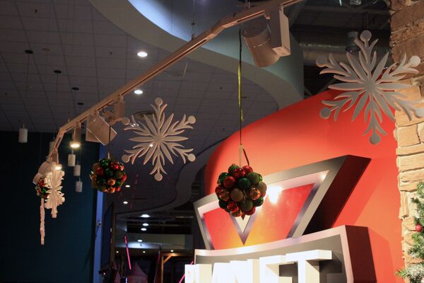 Снежинки - главный атрибут рождественских инсталляций - Sputnik Lietuva
