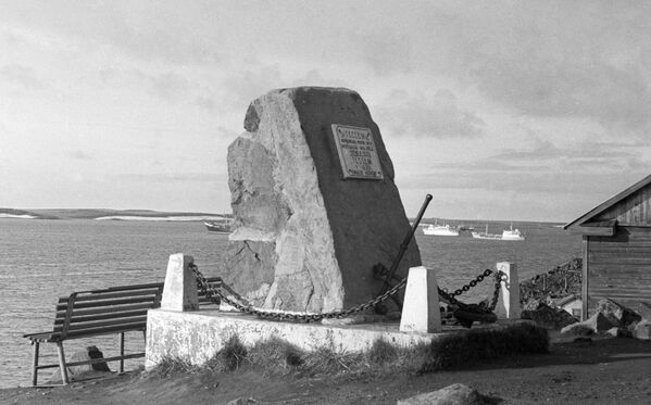 Памятник норвежскому мореплавателю Тессему - Sputnik Литва