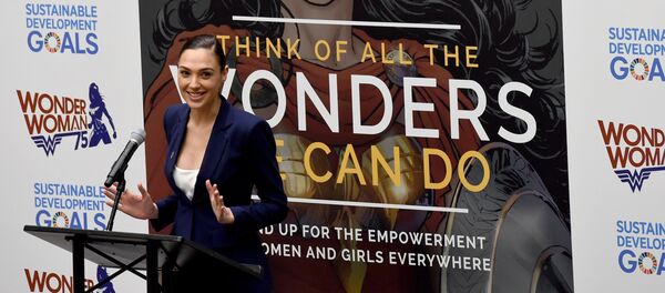 Персонаж комиксов DC Comics Чудо-женщина (Wonder Woman) - Sputnik Литва