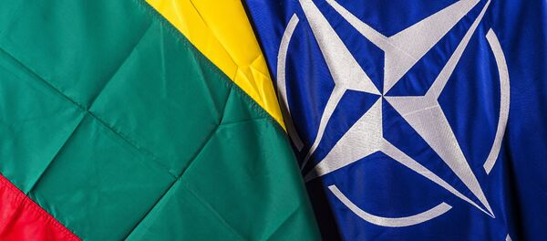 Флаги НАТО и Литвы - Sputnik Литва