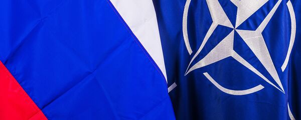Флаг России и НАТО - Sputnik Литва