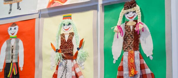 Аппликации национального костюма Литвы - Sputnik Литва