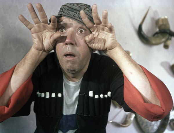 Юрий Никулин. Фильм Кавказская пленница - Sputnik Литва