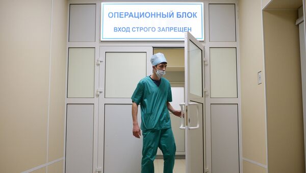 Открытие новых операционных в клинической больнице Новосибирска - Sputnik Литва