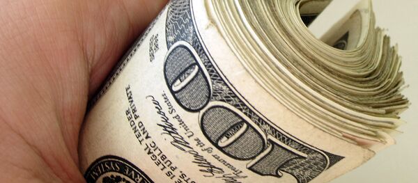Пачка долларов Пачка долларов - Sputnik Lietuva