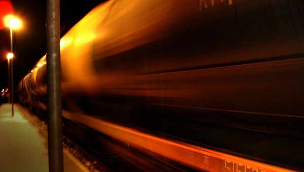 Поезд в дороге - Sputnik Литва