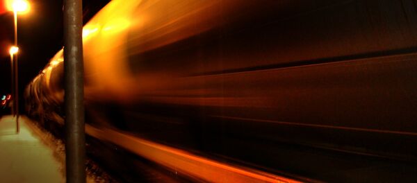 Поезд в дороге Поезд в дороге - Sputnik Литва