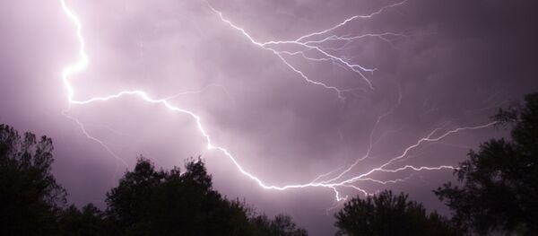 Молния - Sputnik Литва