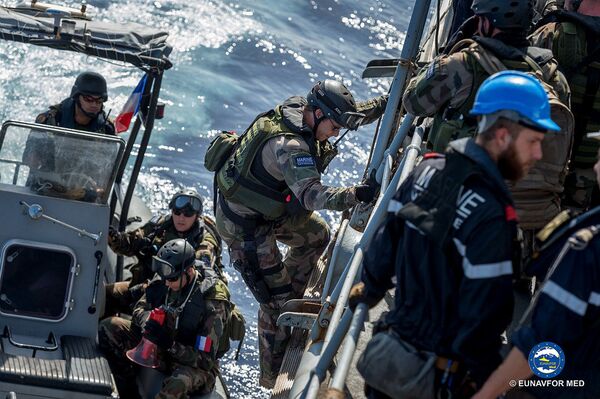 Операция София Операция София - Sputnik Литва