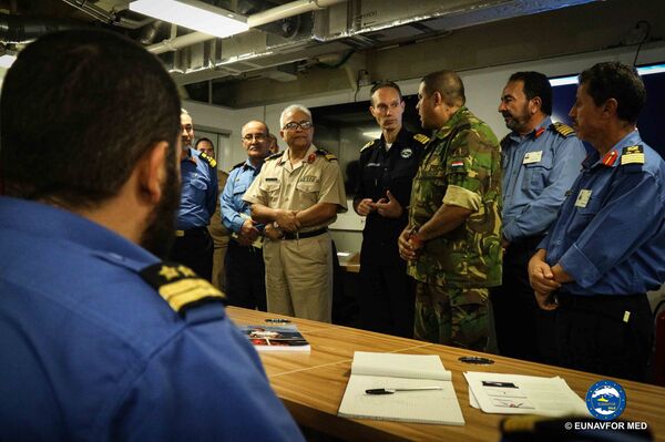 Операция София Операция София - Sputnik Литва