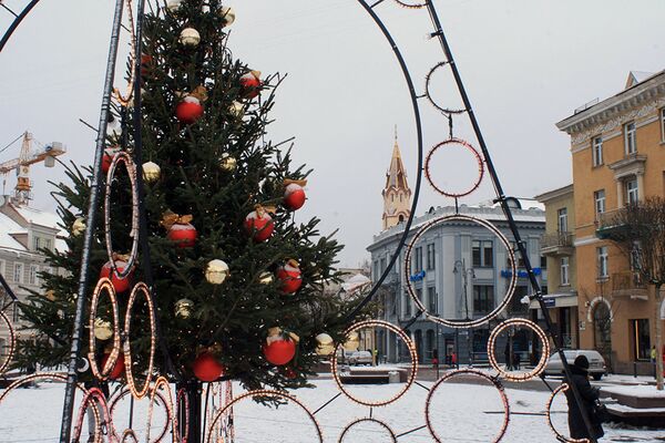 Рождественские елки установлены на всех площадях Вильнюса - Sputnik Lietuva