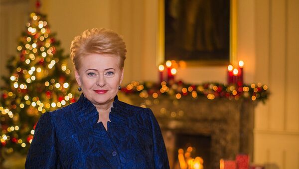 Даля Грибаускайте поздравляет с Рождеством - Sputnik Литва