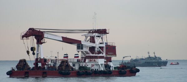 Поисковые работы в акватории Черного моря в районе крушения самолета ТУ-154 - Sputnik Литва