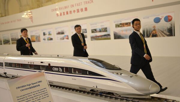 Модель китайского высокоскоростного поезда - Sputnik Литва