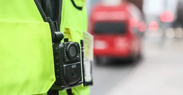 Контролеры в общественном транспорте Вильнюса Контролеры в общественном транспорте Вильнюса - Sputnik Lietuva