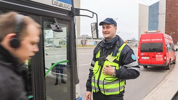 Контролеры в общественном транспорте Вильнюса - Sputnik Lietuva