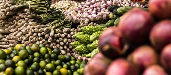 Овощи на рынке Овощи на рынке - Sputnik Литва