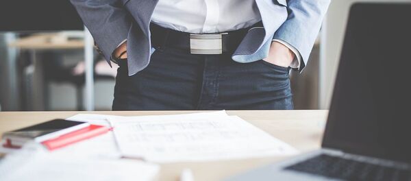 Мужчина за работой Мужчина за работой - Sputnik Lietuva