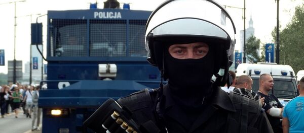 Польский полицейский Польский полицейский - Sputnik Lietuva