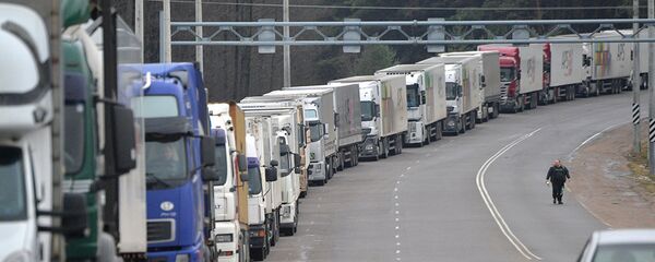 Очередь из грузовиков на границе - Sputnik Литва
