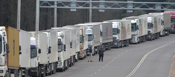 Очередь из грузовиков на границе - Sputnik Литва