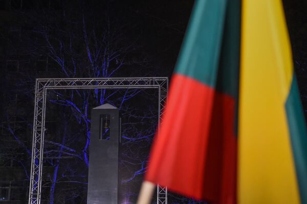 Мемориал в память о погибших 13 января 1991 года - Sputnik Литва