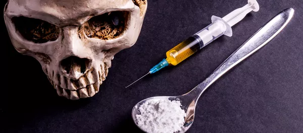 Череп и наркотики Череп и наркотики - Sputnik Lietuva