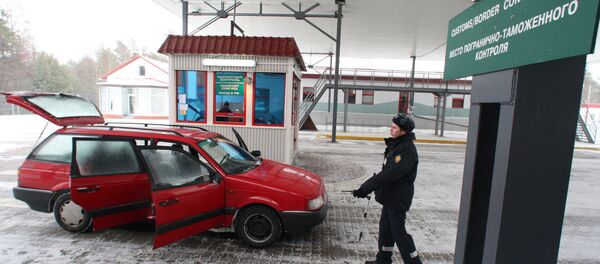 Работа пограничной заставы на российско-литовской границе в поселке Рыбачий Калининградской области - Sputnik Литва