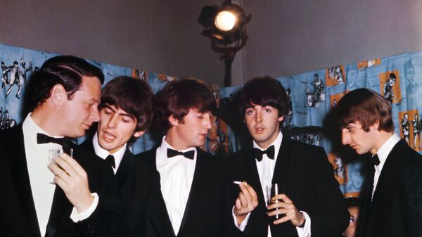 Brian Epstein, Ringo Starr, John Lennon, Paul McCartney ir George Harrison - Sputnik Lietuva