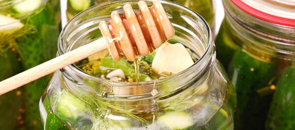 Огурцы с медом - Sputnik Литва