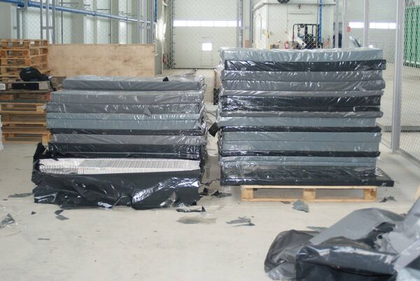 Контрабанда сигарет в поезде, найденная на КПП Кена - Sputnik Lietuva