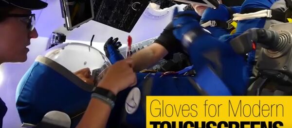 Boeing представила новый скафандр для астронавтов NASA Boeing представила новый скафандр для астронавтов NASA - Sputnik Литва