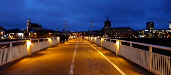 Пешеходный мост через Нерис Пешеходный мост через Нерис - Sputnik Lietuva