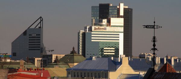 Вид на здания SEB и Radisson с Вышгорода. - Sputnik Литва