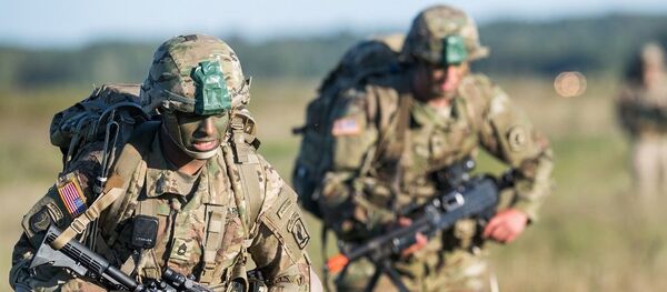 Воздушный десант США участвует в военных учениях в Литве - Sputnik Литва
