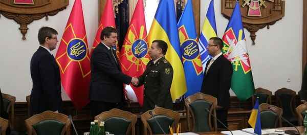 Минобороны Литвы и Украины подписали соглашение о сотрудничестве Минобороны Литвы и Украины подписали соглашение о сотрудничестве - Sputnik Lietuva