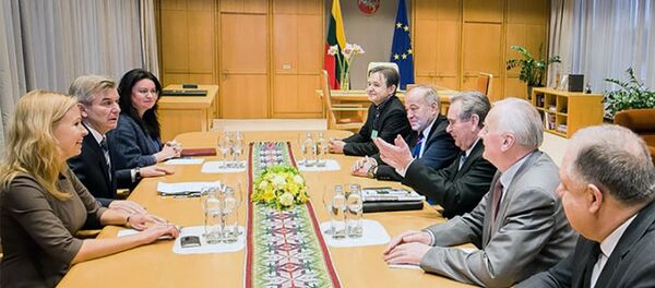 Заседание Виктораса Пранцкетиса с представителями Литовского научного сообщества Заседание Виктораса Пранцкетиса с представителями Литовского научного сообщества - Sputnik Lietuva