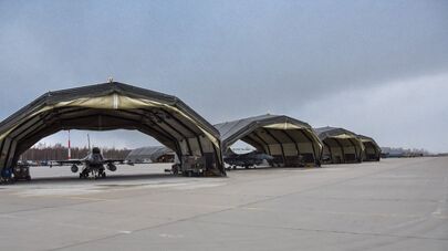 Авиабаза ВВС Литвы в Шяуляе