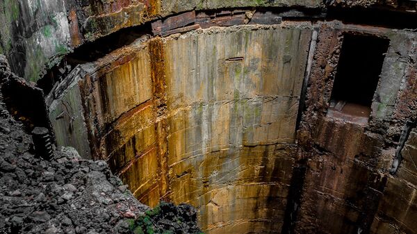 Заброшенный советский комплекс РВСН Двина Р-12 шахтного базирования в Галгаусской волости Гулбенского края - Sputnik Литва