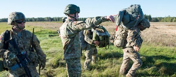 JAV Karinių oro pajėgų kariai JAV Karinių oro pajėgų kariai - Sputnik Lietuva