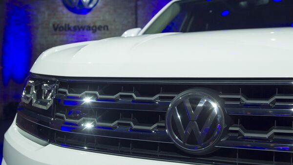 Автомобиль модели Volkswagen на выставке - Sputnik Литва