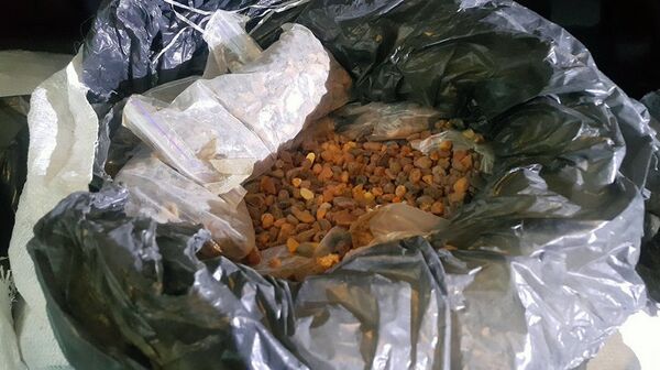 Контрабандный янтарь Контрабандный янтарь - Sputnik Литва